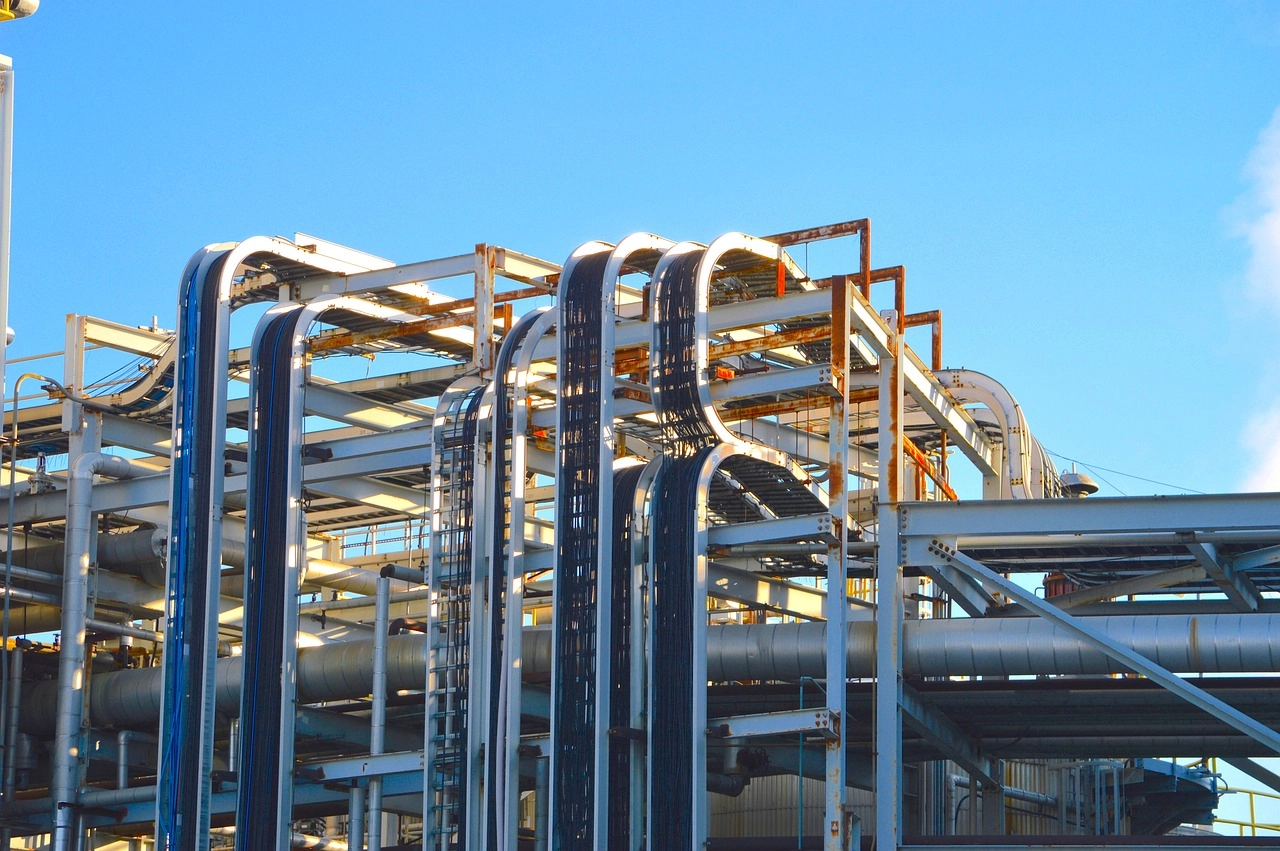 Двигаясь вперед: будущее нефтегазовой отрасли с использованием стекловолоконных трубопроводных систем